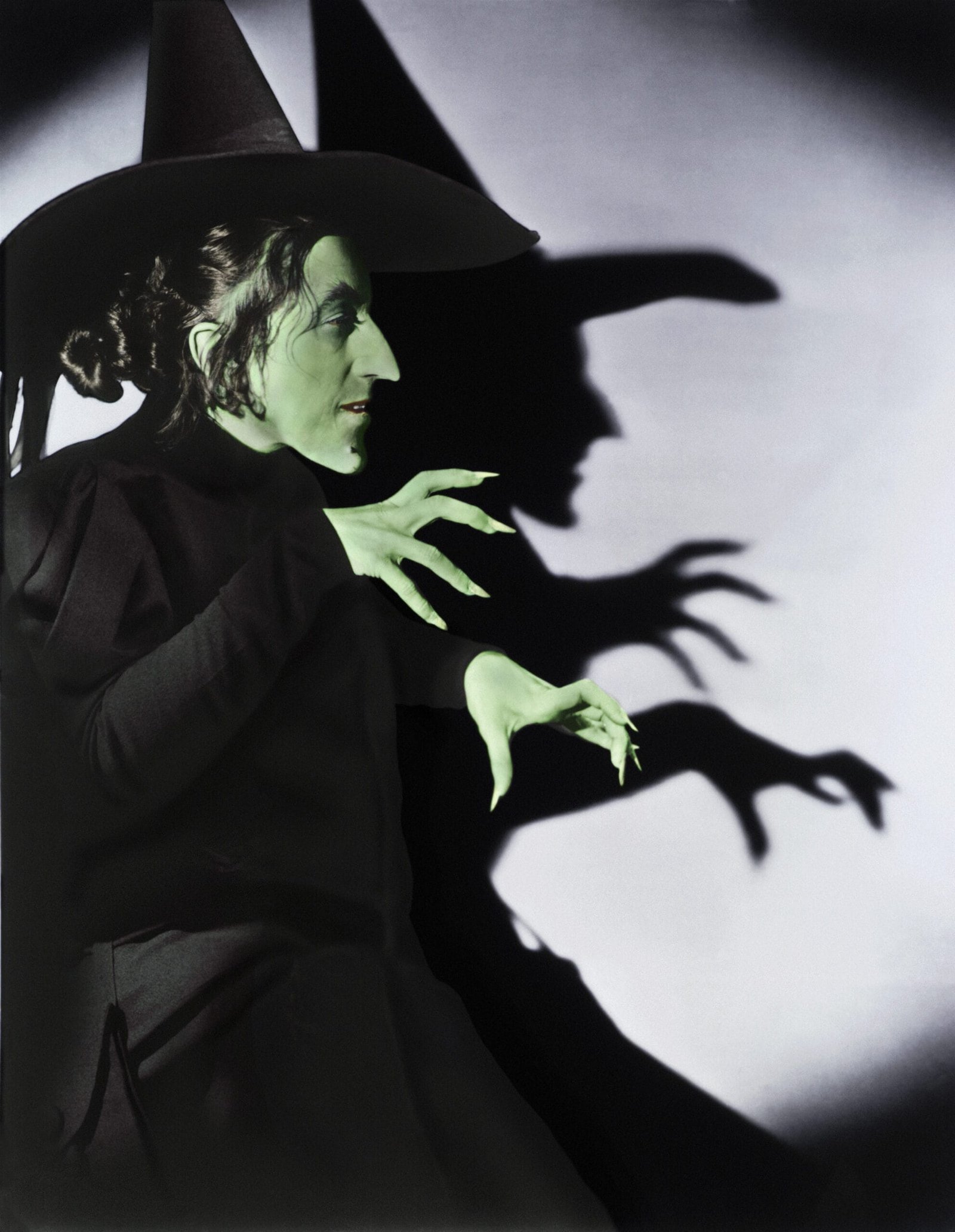 Bruxa Ma do Oeste Margaret Hamilton 1 scaled