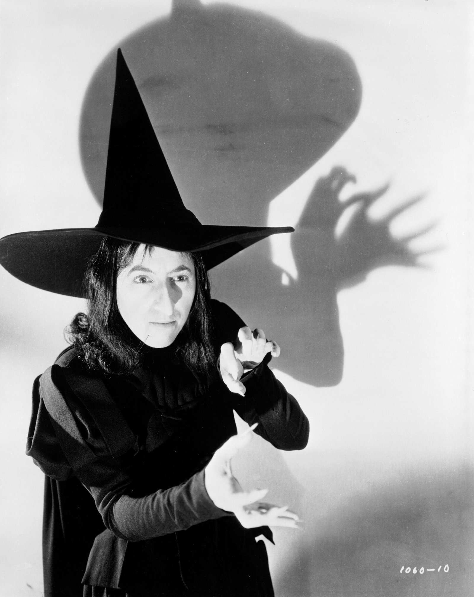 Bruxa Ma do Oeste Margaret Hamilton 2 scaled
