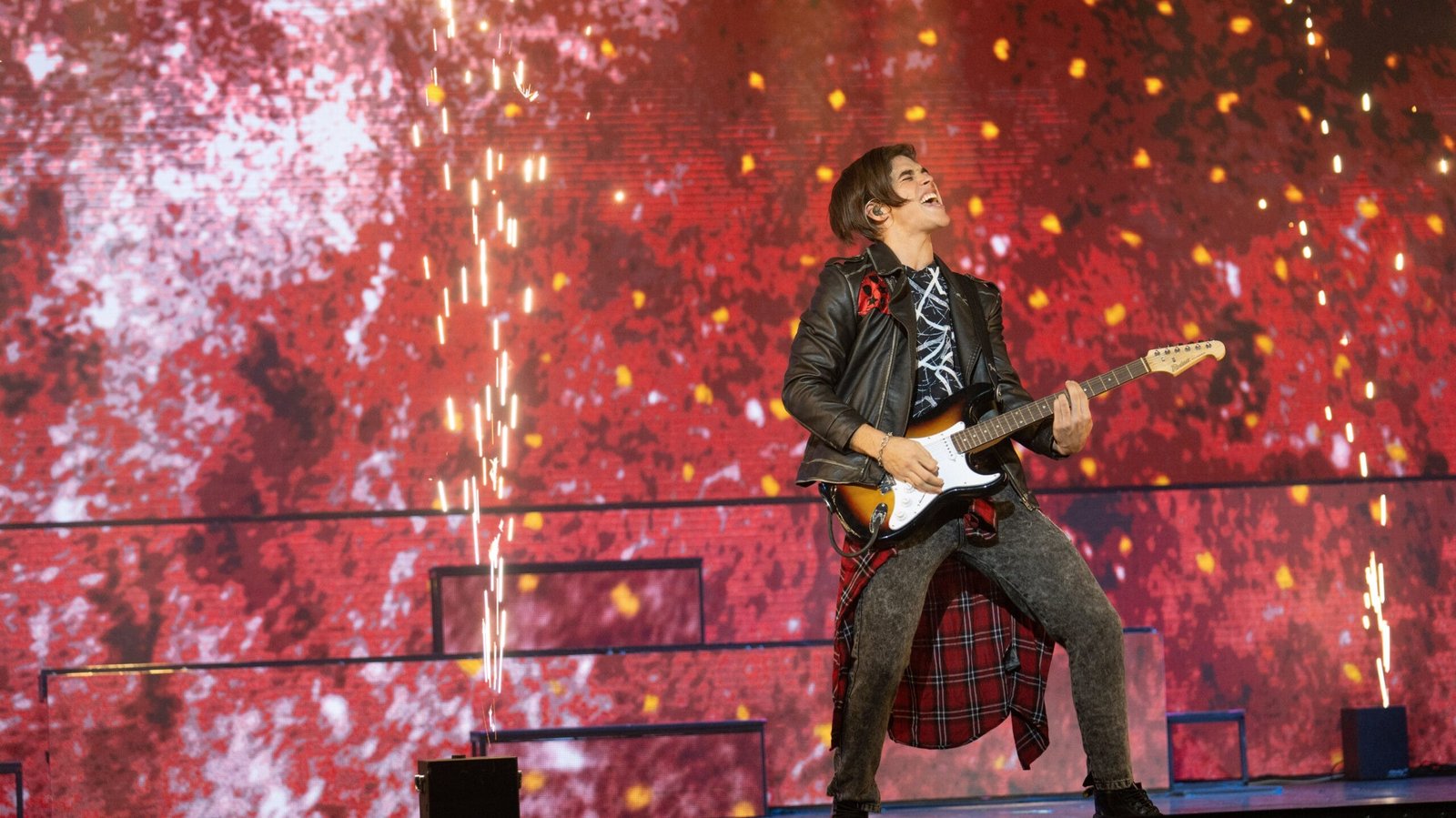 ENTRELAZADOSLIVEadelanto 1 14 scaled