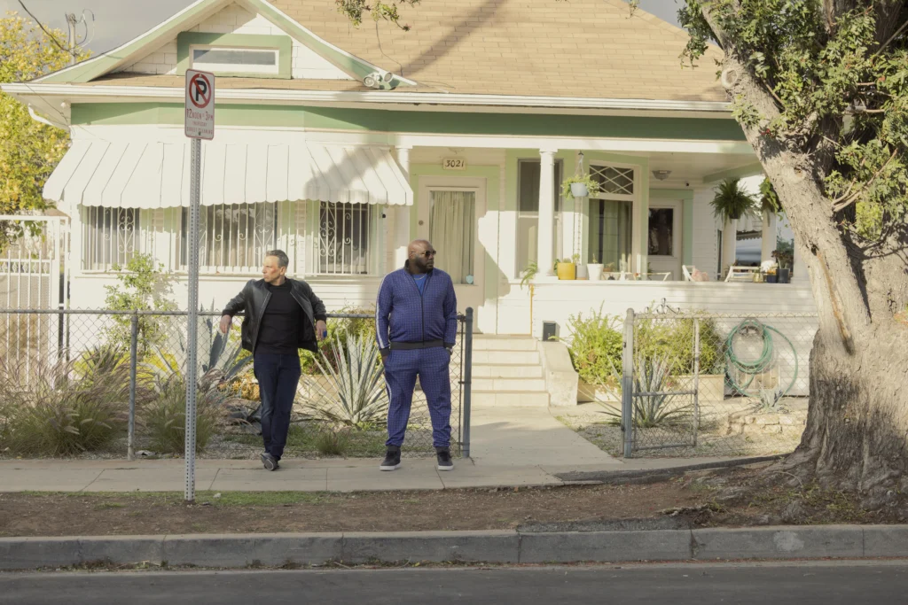 La comedia original 'Bookie' se estrena el 30 de noviembre en HBO Max ...